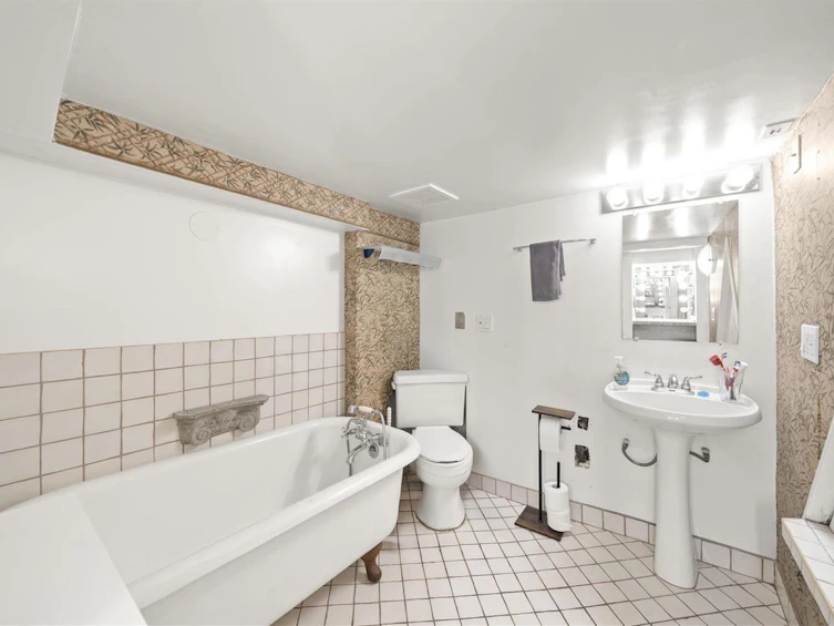2452-2492 Balsam Street, Vancouver, BC, V6K 3N1 - 39