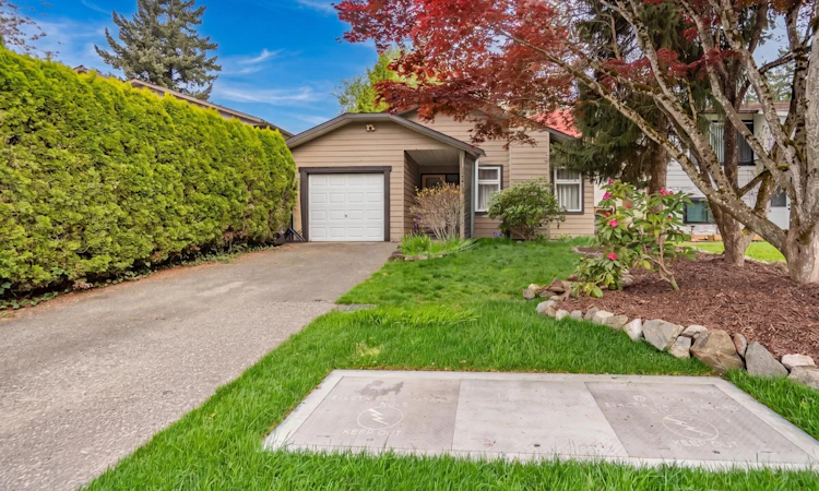 34899 Glenn Mountain Drive