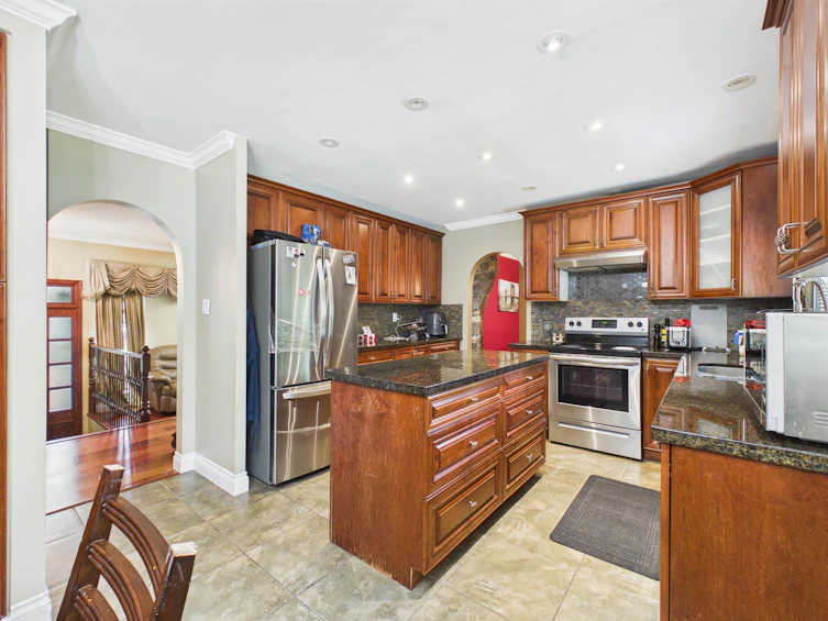 7730 Stanley Street, Burnaby, BC, V5E 1V8 - 9