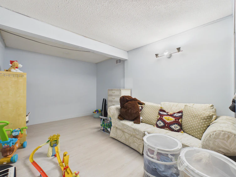 7730 Stanley Street, Burnaby, BC, V5E 1V8 - 27