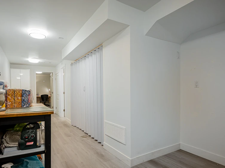 4814 Fernglen Drive, Burnaby, BC, V5G 3V7 - 20