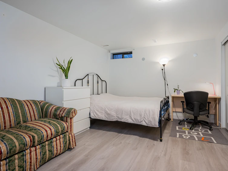 4814 Fernglen Drive, Burnaby, BC, V5G 3V7 - 21