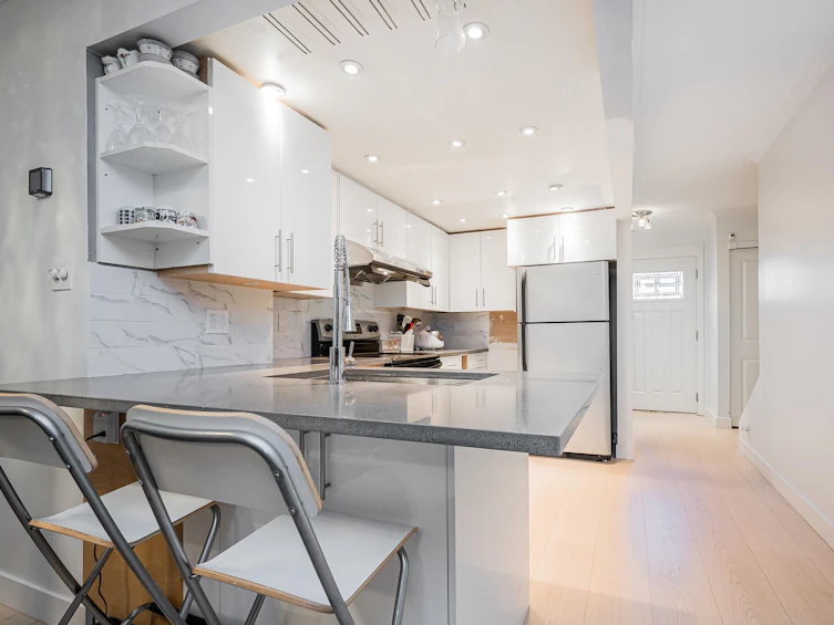 4814 Fernglen Drive, Burnaby, BC, V5G 3V7 - 7