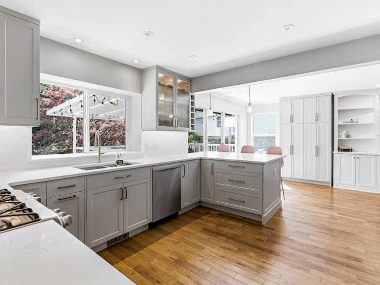 1381 Oxford Street, Coquitlam, BC, V3E 3G5 - 6