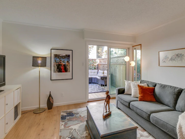 160 W 12th Street, North Vancouver, BC, V7M 1N3 - 15