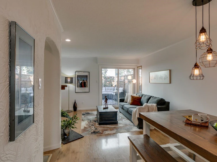 160 W 12th Street, North Vancouver, BC, V7M 1N3 - 13