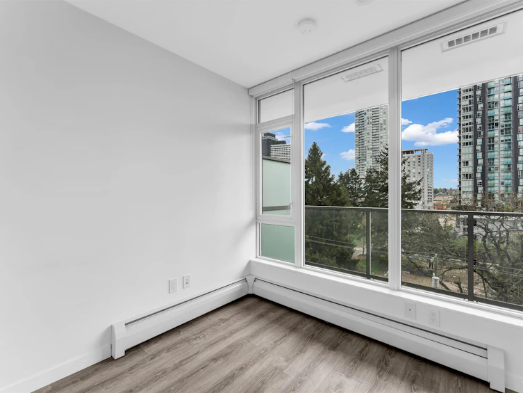 507-13350 Central Avenue, Surrey, BC, V3T 0S1 - 13