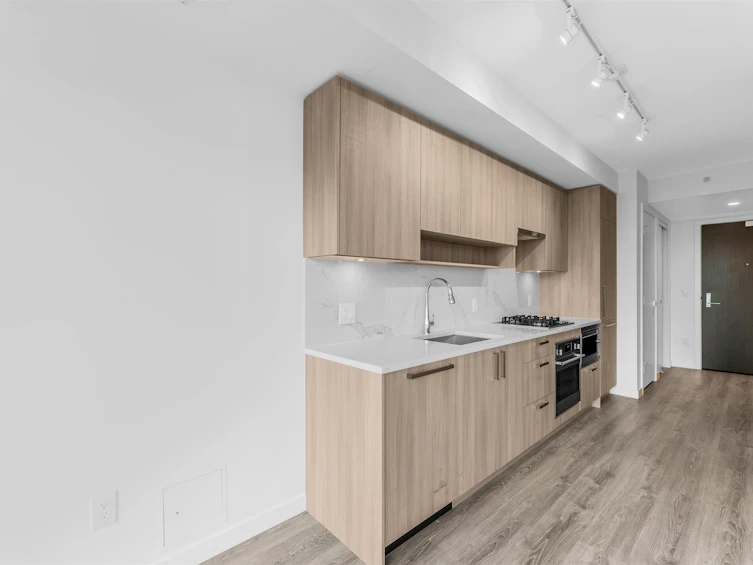 507-13350 Central Avenue, Surrey, BC, V3T 0S1 - 4