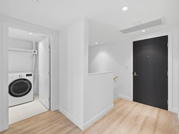 505-1500 Fern Street, North Vancouver, BC, V7J 0E6 - 27