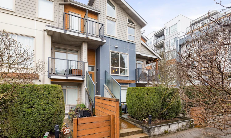 50-10133 River Drive