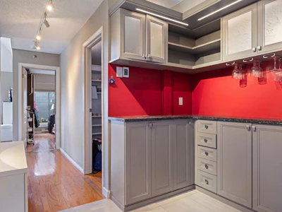 306-1345 W 4th Avenue - 4