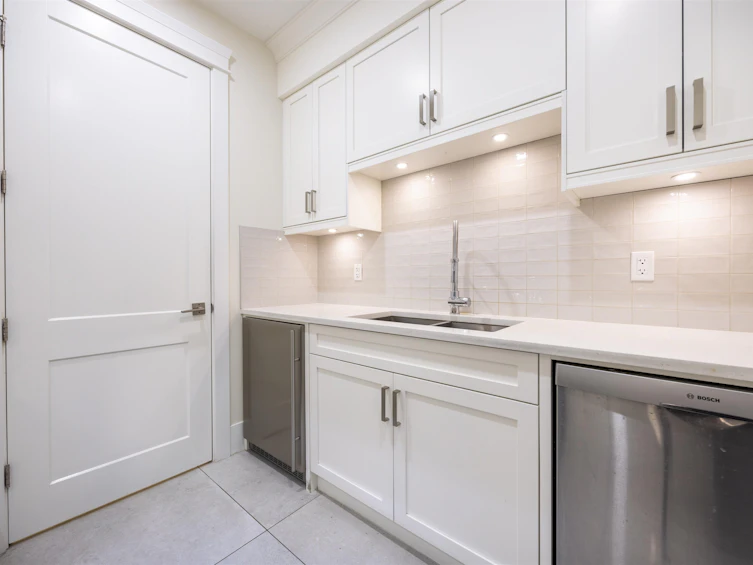 1245 Kent Street, Surrey, BC, V4B 4T6 - 5