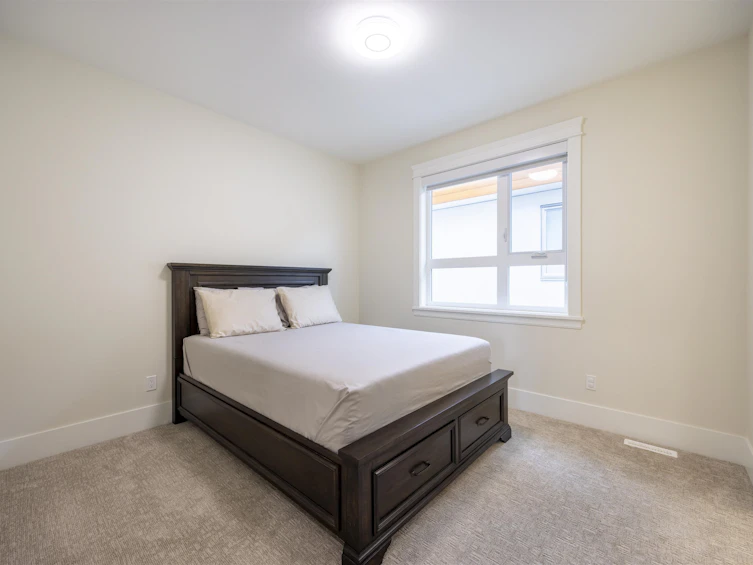 1245 Kent Street, Surrey, BC, V4B 4T6 - 16