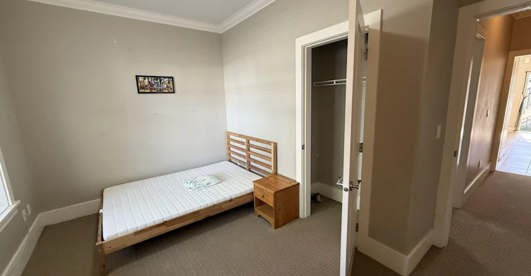 Rental Suite-74xx 18th Avenue, Burnaby, BC, V3N 1H7 - 2