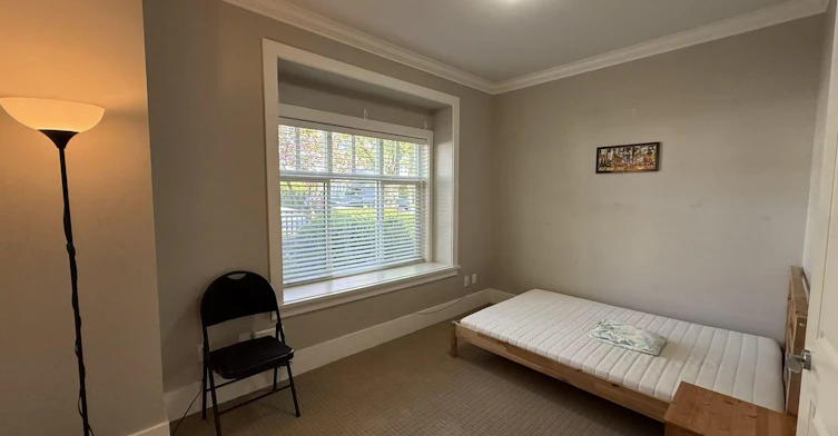 Rental Suite-74xx 18th Avenue, Burnaby, BC, V3N 1H7 - 3