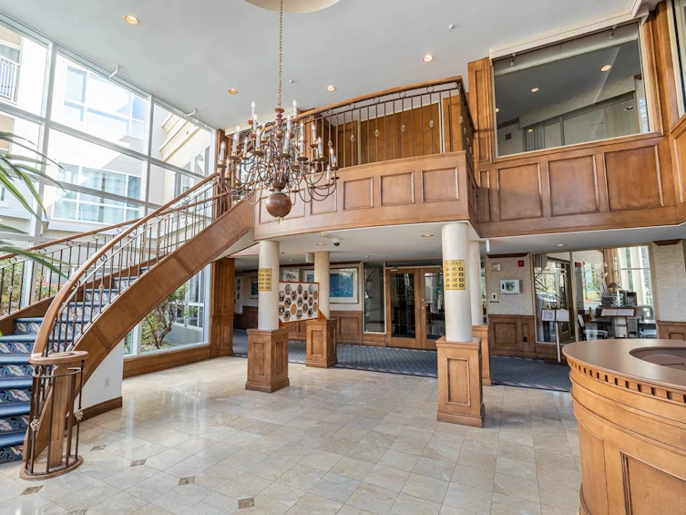 135-3098 Guildford Way, Coquitlam, BC, V3B 7W8 - 37