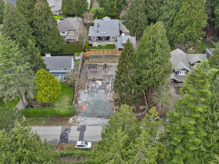 12489 23 Avenue, Surrey, BC, V4A 2C5 - 14