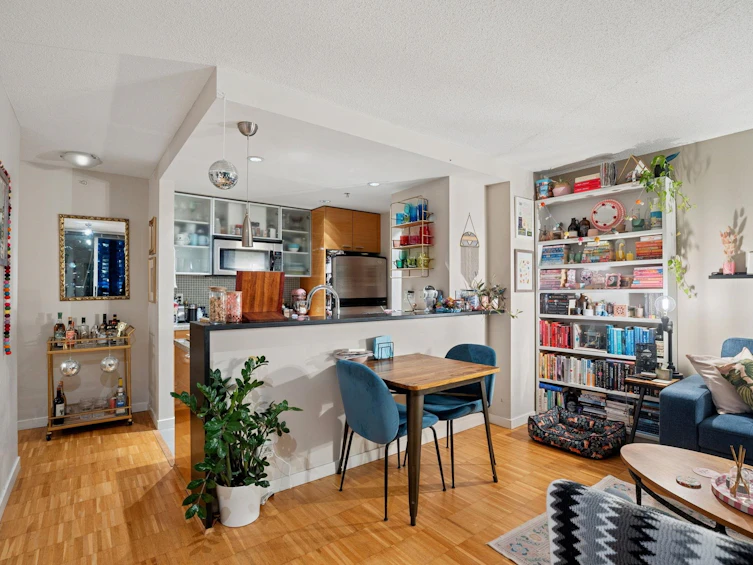 1901-33 Smithe Street, Vancouver, BC, V6B 0B5 - 9