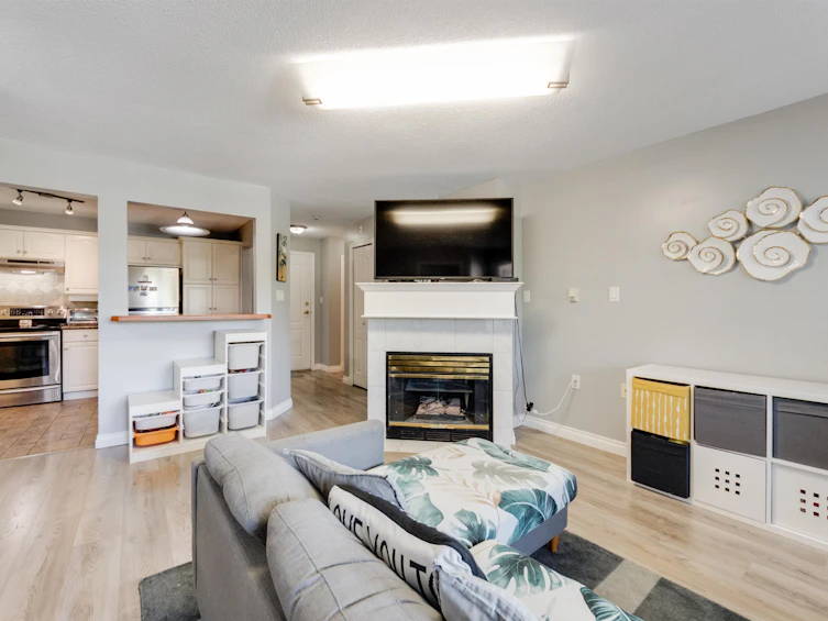 203-17740 58a Avenue, Surrey, BC, V3S 8M5 - 10