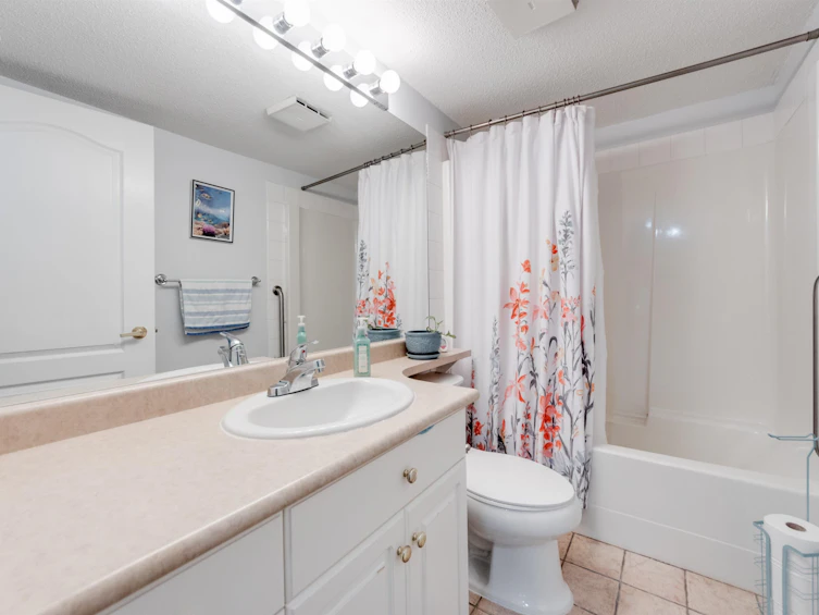 203-17740 58a Avenue, Surrey, BC, V3S 8M5 - 26