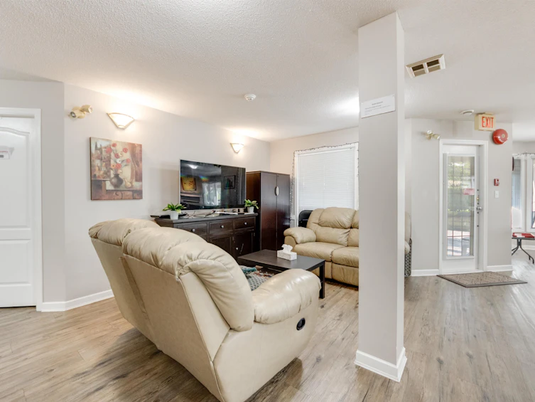 203-17740 58a Avenue, Surrey, BC, V3S 8M5 - 33