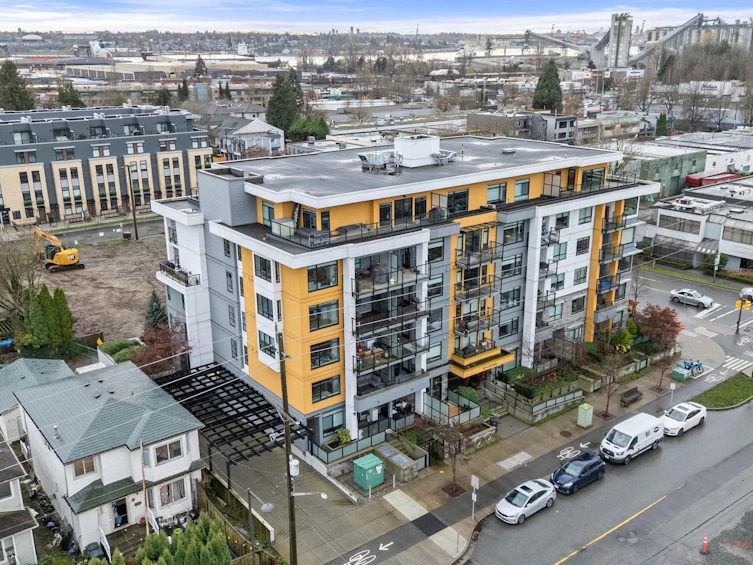 402-1519 Crown Street, North Vancouver, BC, V7J 1G6 - 39
