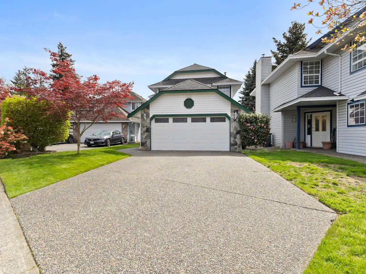 15522 87a Avenue, Surrey, BC, V3S 6S9