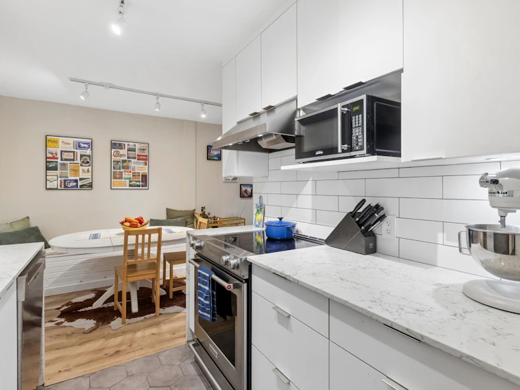 101-175 E 5th Street, North Vancouver, BC, V7L 1L3 - 5