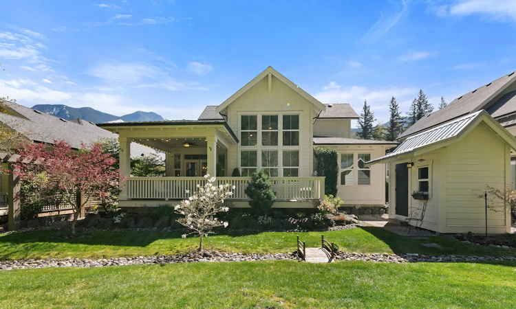 43359 Old Orchard Lane