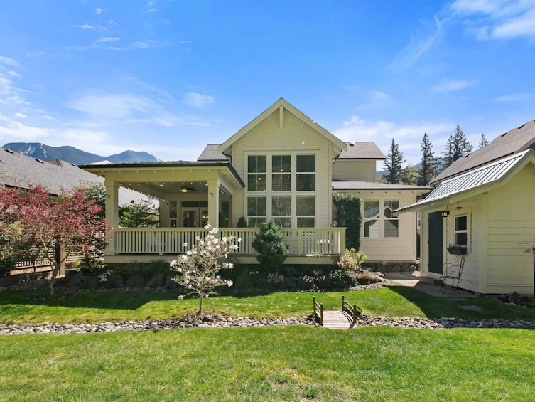 43359 Old Orchard Lane, Cultus Lake, BC, V2R 0Z4 - 2