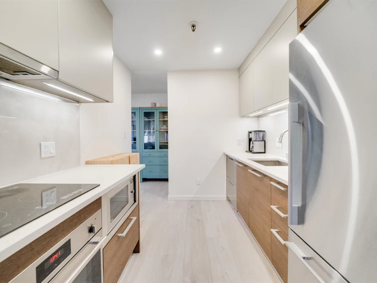 F7-1100 W 6th Avenue, Vancouver, BC, V6H 1A4 - 9