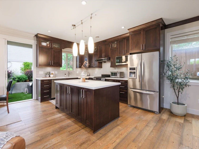 640 W 15th Street, North Vancouver, BC, V7M 1S9 - 7