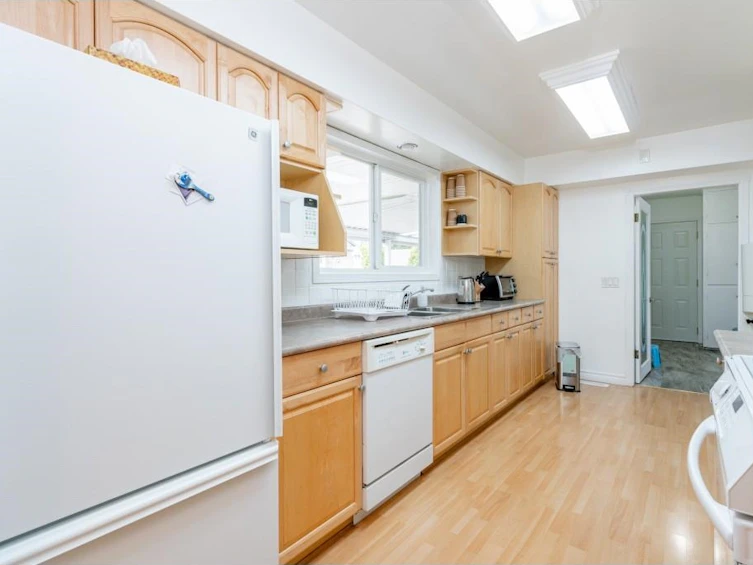 5233 Westminster Avenue, Delta, BC, V4K 2J4 - 13