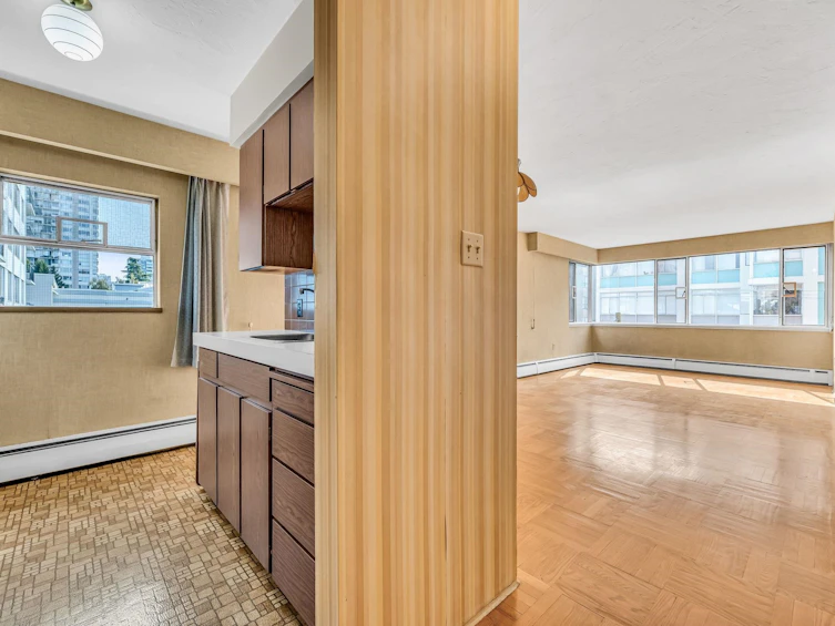 301-1050 Chilco Street, Vancouver, BC, V6G 2R8 - 7