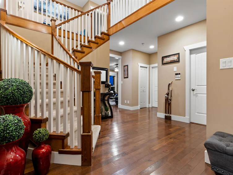 8741 163a Street, Surrey, BC, V4N 1C3 - 2