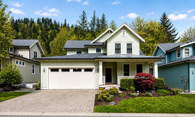43306 Creekside Circle