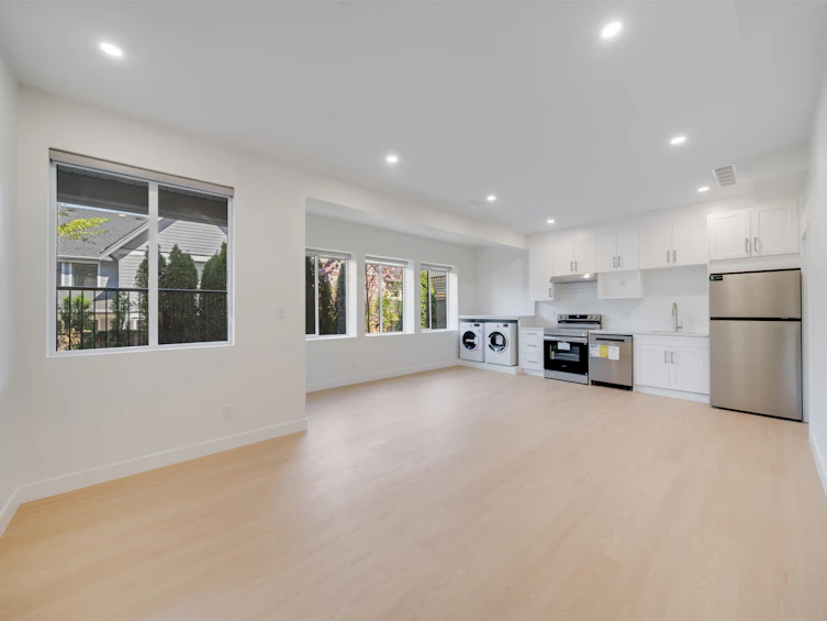 2862 Helc Place, Surrey, BC, V3Z 0C6 - 33