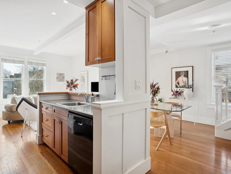 509 Union Street, Vancouver, BC, V6A 2B7 - 9