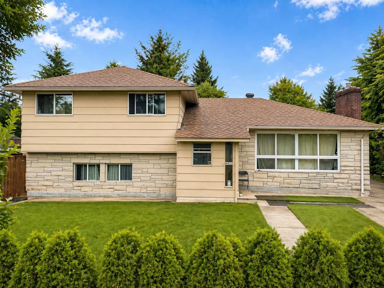 14832 103a Avenue, Surrey, BC, V3R 1L7
