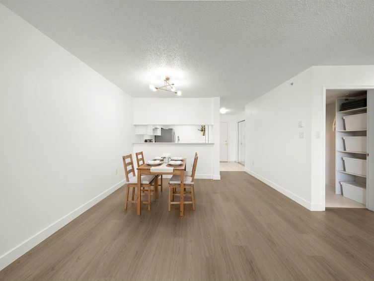 608-1190 Pipeline Road, Coquitlam, BC, V3B 7T9 - 4