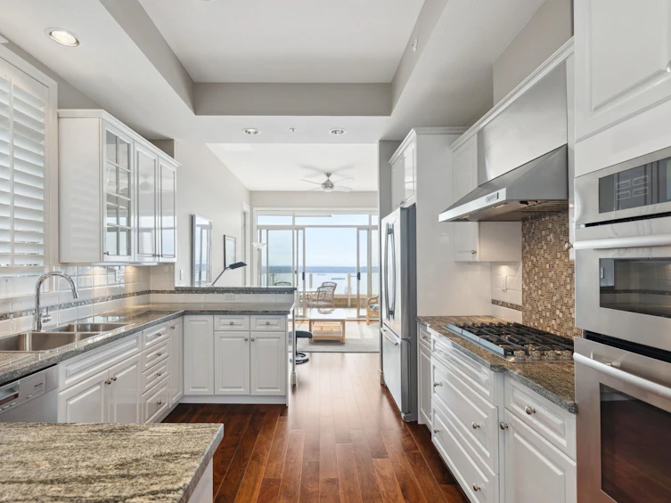 2416 Carr Lane, West Vancouver, BC, V7S 3H5 - 16