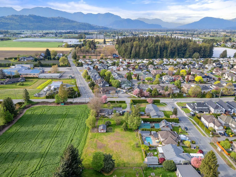 44366 Keith Wilson Road, Chilliwack, BC, V2R 4B6 - 3