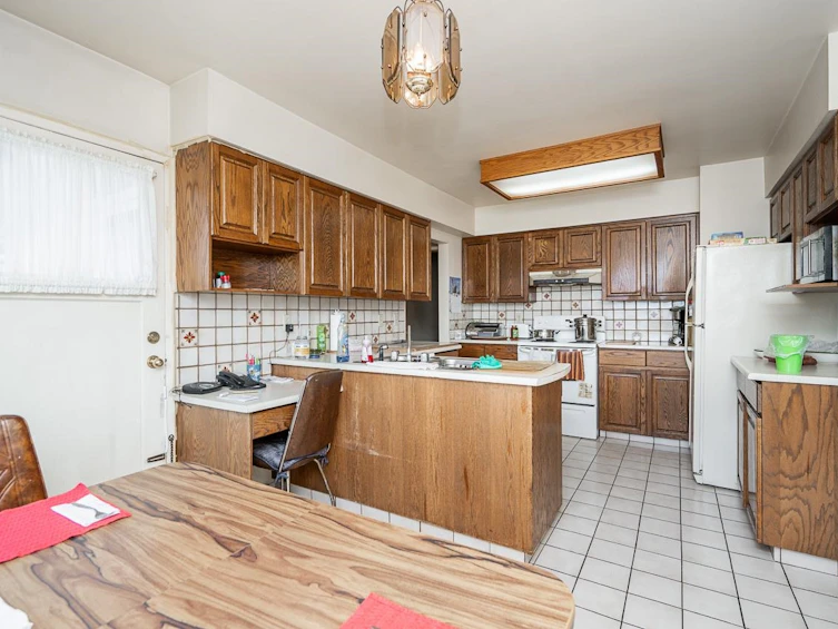 6257 Berwick Street, Burnaby, BC, V5H 1W3 - 21