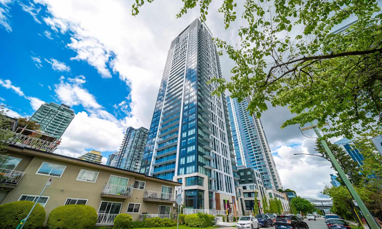 1407-6537 Telford Avenue