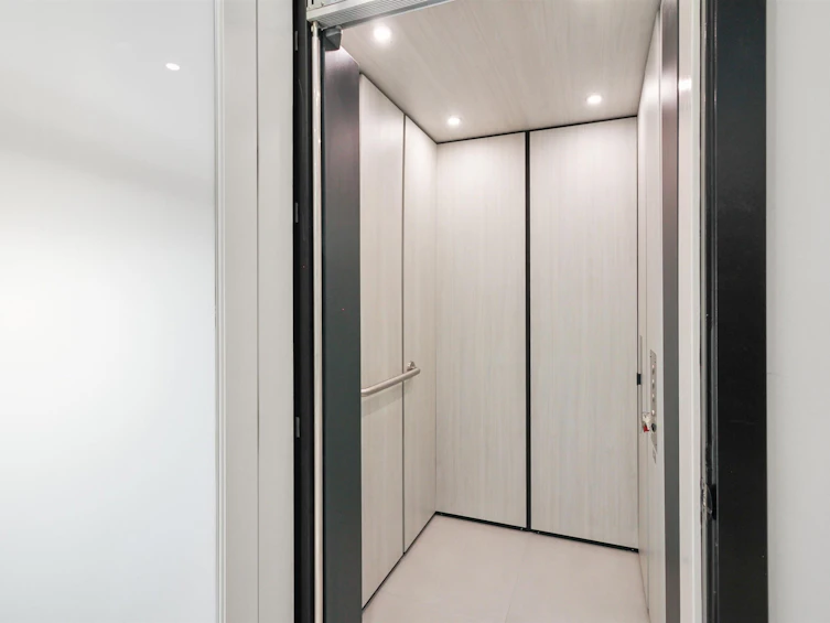 6127 152a Street, Surrey, BC, V3S 1E7 - 17