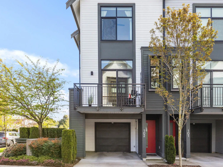 102-17568 57a Avenue, Surrey, BC, V3S 7V2 - 2