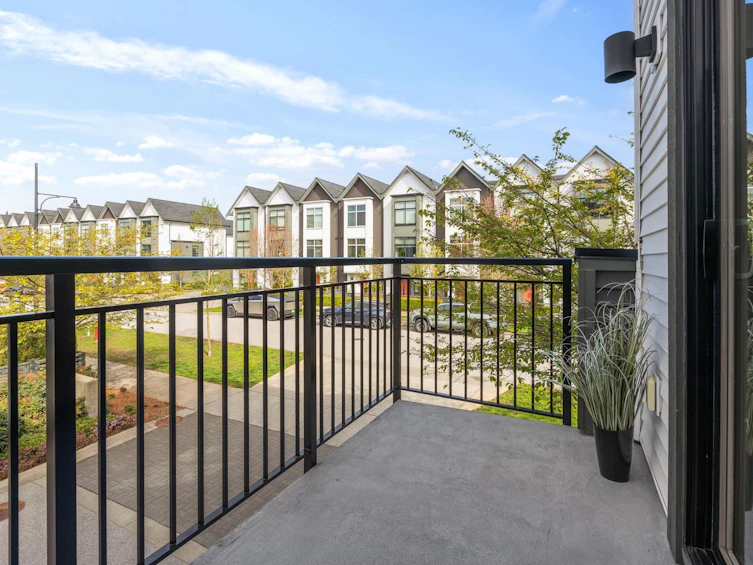 102-17568 57a Avenue, Surrey, BC, V3S 7V2 - 15