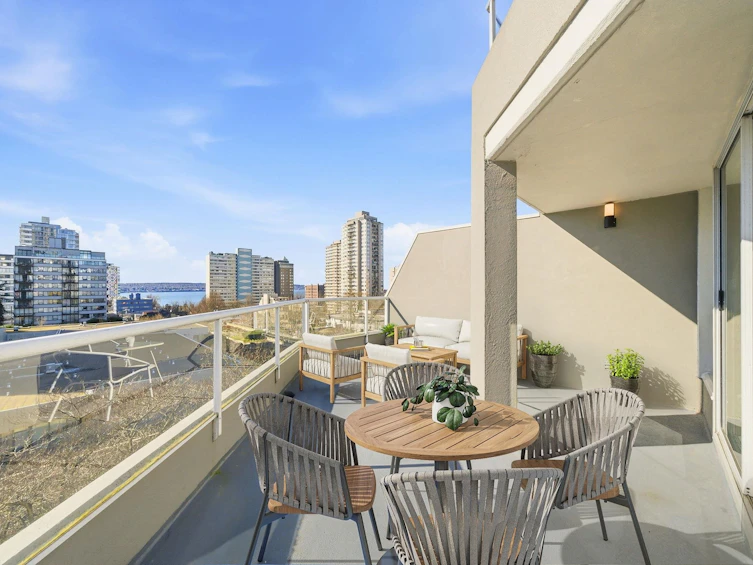702-1771 Nelson Street, Vancouver, BC, V6G 1M6 - 2