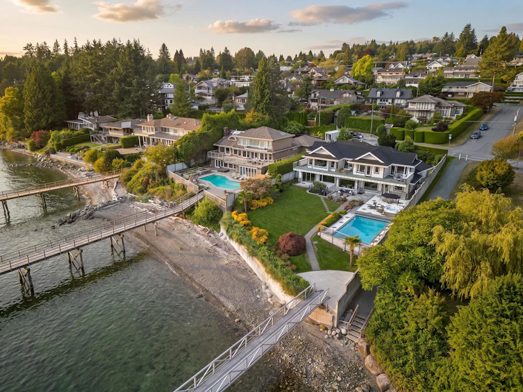 588 Lowry Lane, North Vancouver, BC, V7G 1R3 - 26