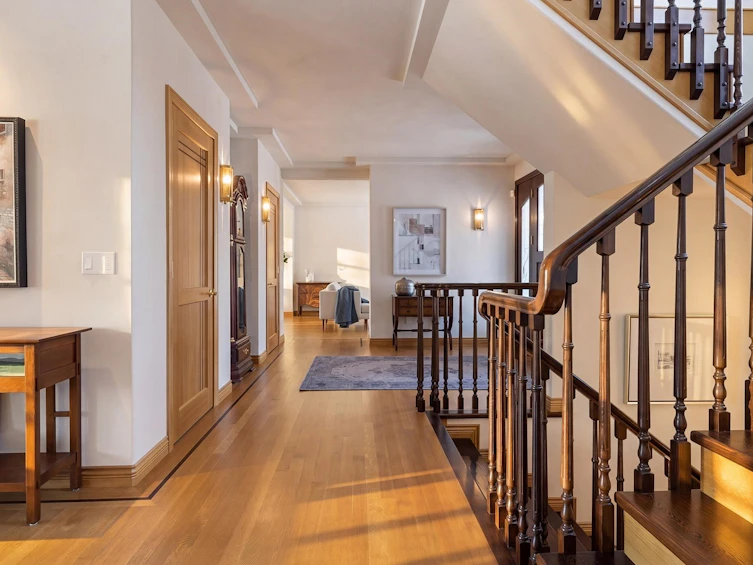 588 Lowry Lane, North Vancouver, BC, V7G 1R3 - 15